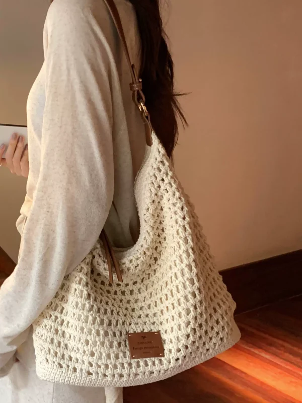 Daytrip Sling Pack