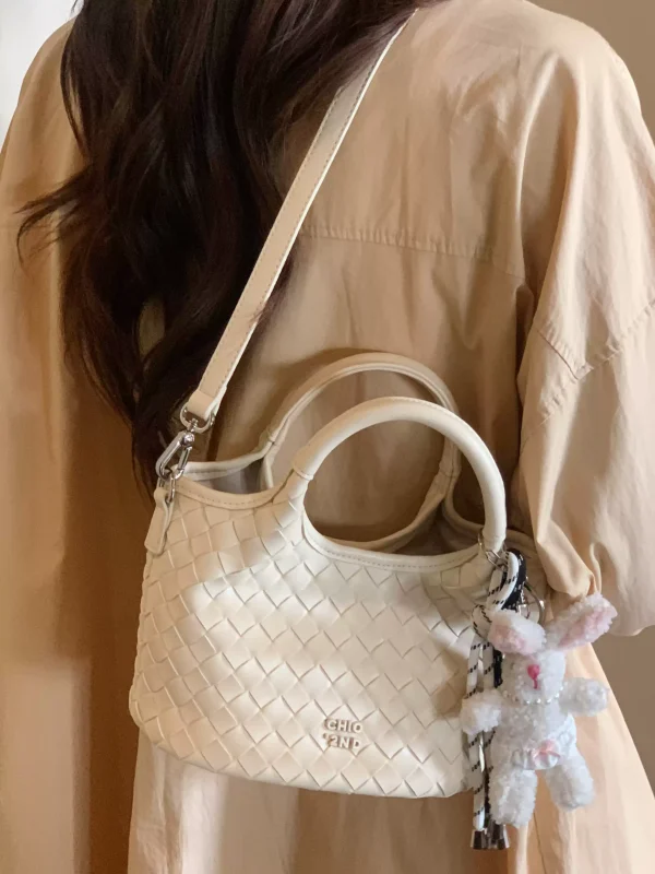 Nova Soft Shoulder Bag